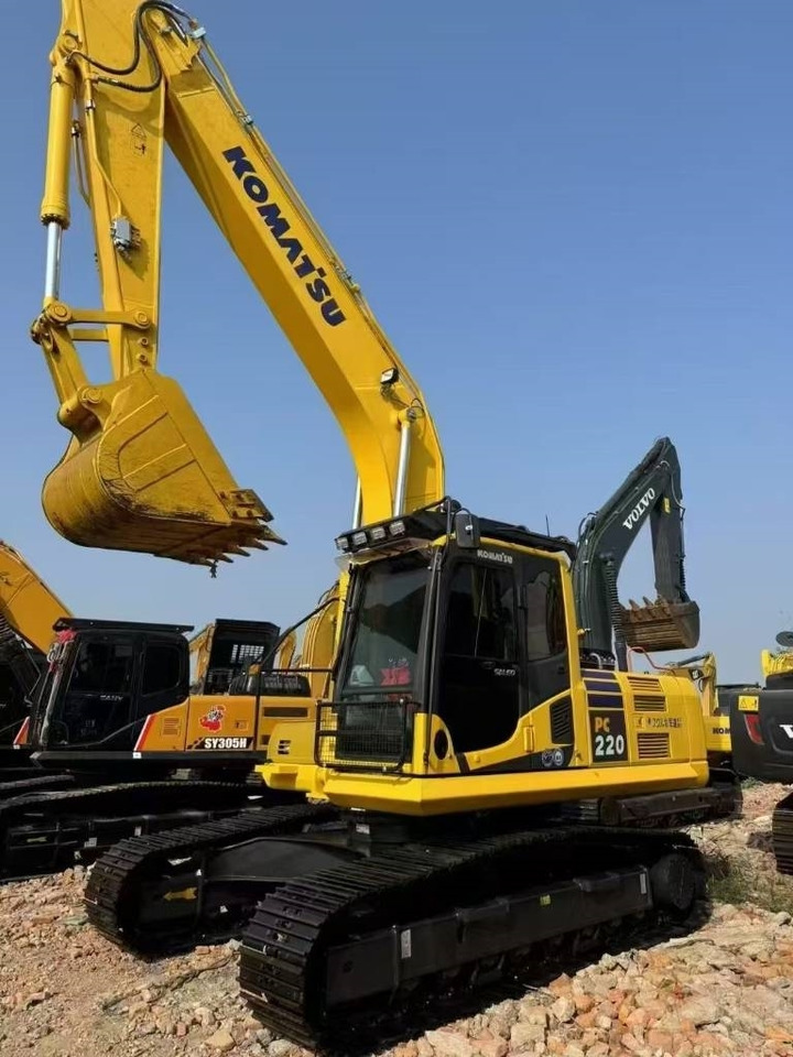 Komatsu PC 220-8 - 履带式挖掘机:图4 Komatsu PC 220-8 - 履带式挖掘机:图4