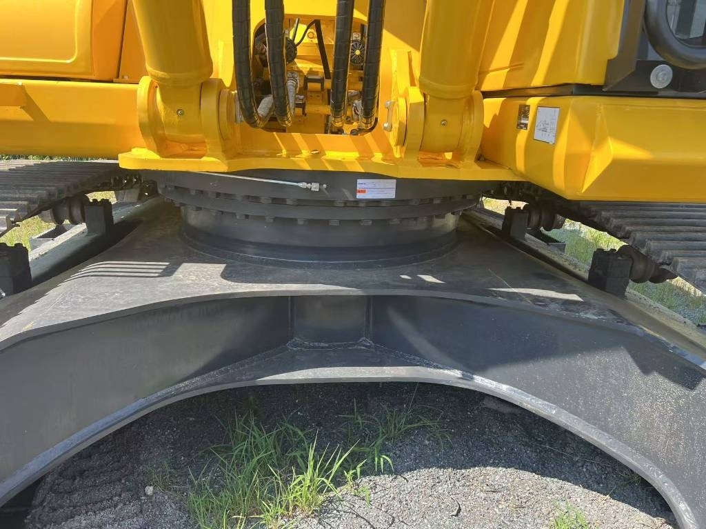 Komatsu PC 300 - 履带式挖掘机:图5 Komatsu PC 300 - 履带式挖掘机:图5