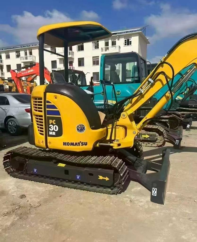 Komatsu PC 30 - 小型挖掘机:图1 Komatsu PC 30 - 小型挖掘机:图1