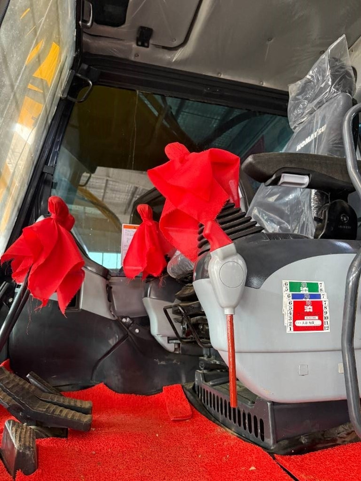 Komatsu PC 350 - 履带式挖掘机:图2 Komatsu PC 350 - 履带式挖掘机:图2