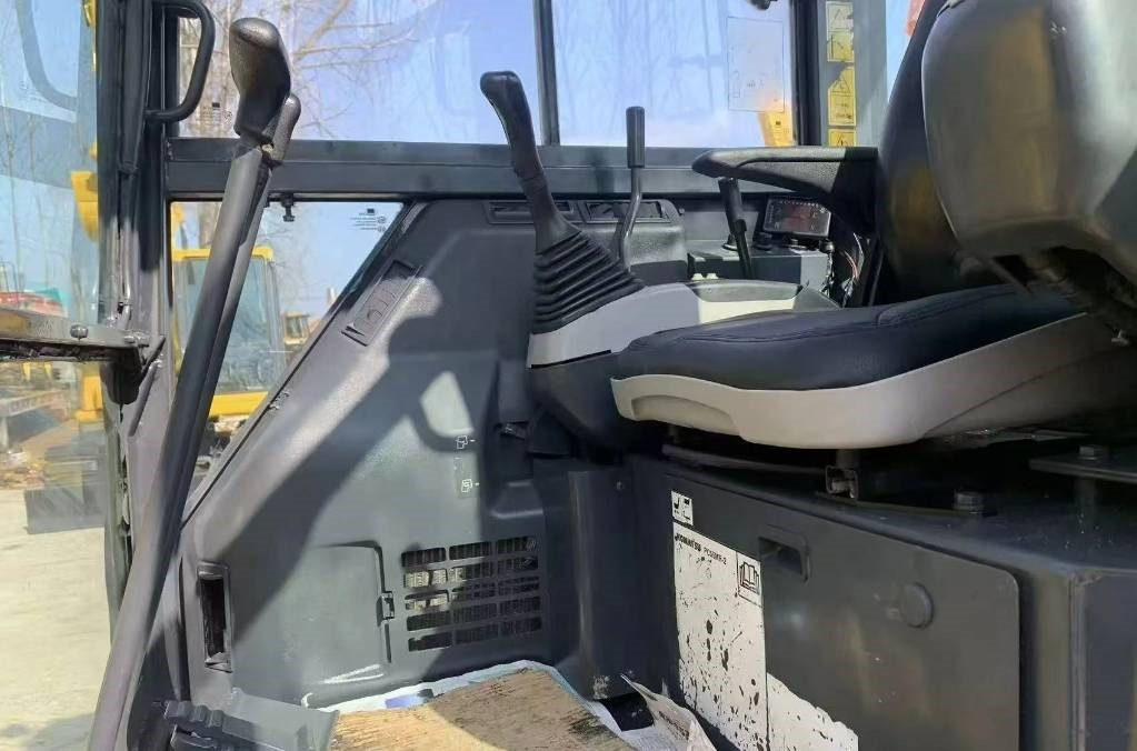 Komatsu PC 55 - 小型挖掘机:图5 Komatsu PC 55 - 小型挖掘机:图5