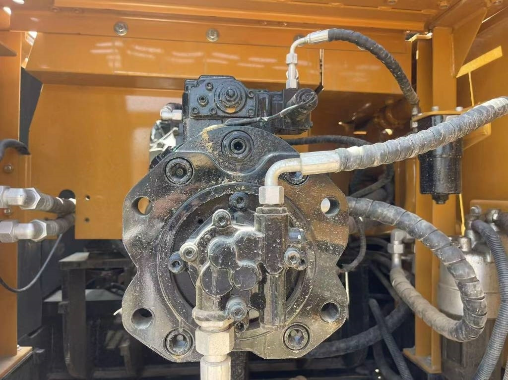 Sany SY 305 C - 履带式挖掘机:图5 Sany SY 305 C - 履带式挖掘机:图5