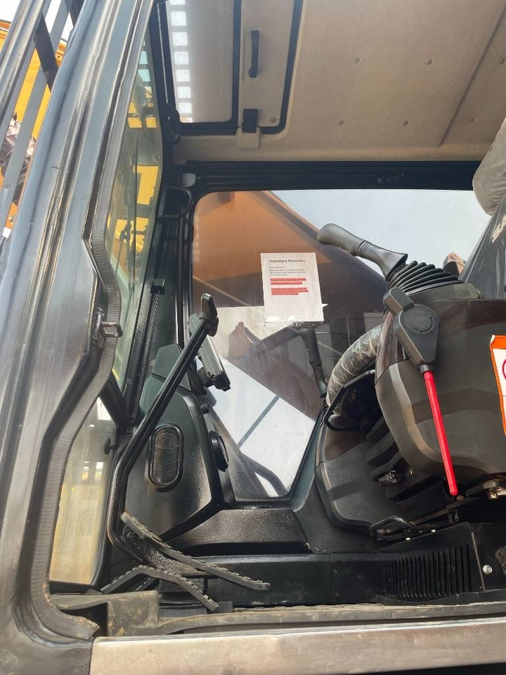 Sany SY 550 H - 履带式挖掘机:图3 Sany SY 550 H - 履带式挖掘机:图3