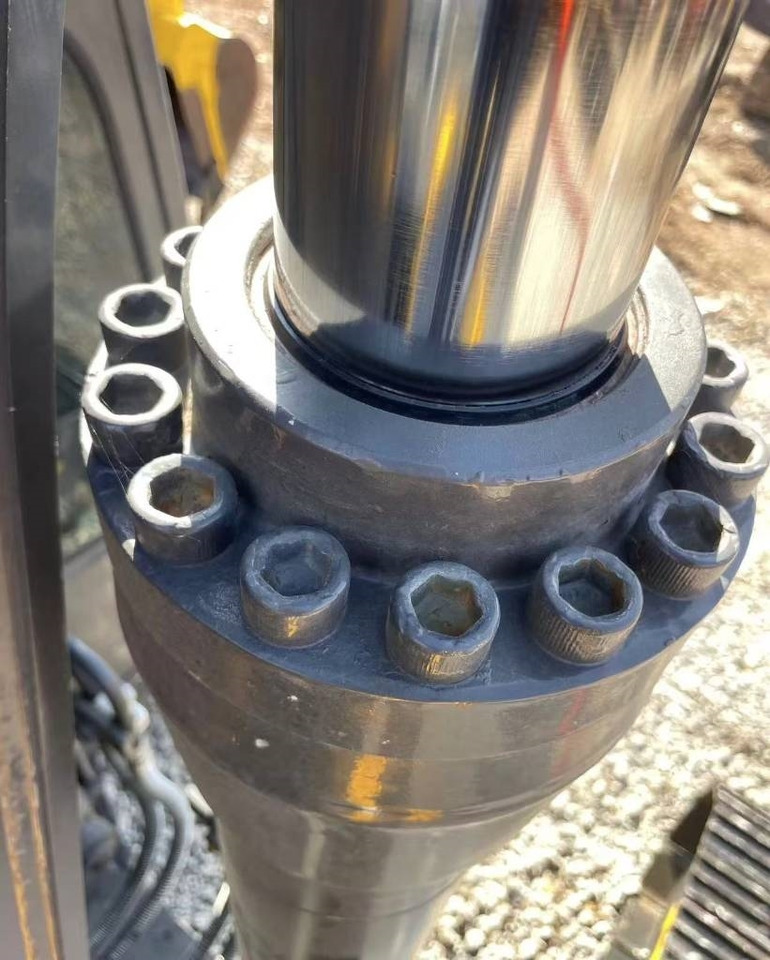 Volvo EC 240 - 履带式挖掘机:图3 Volvo EC 240 - 履带式挖掘机:图3