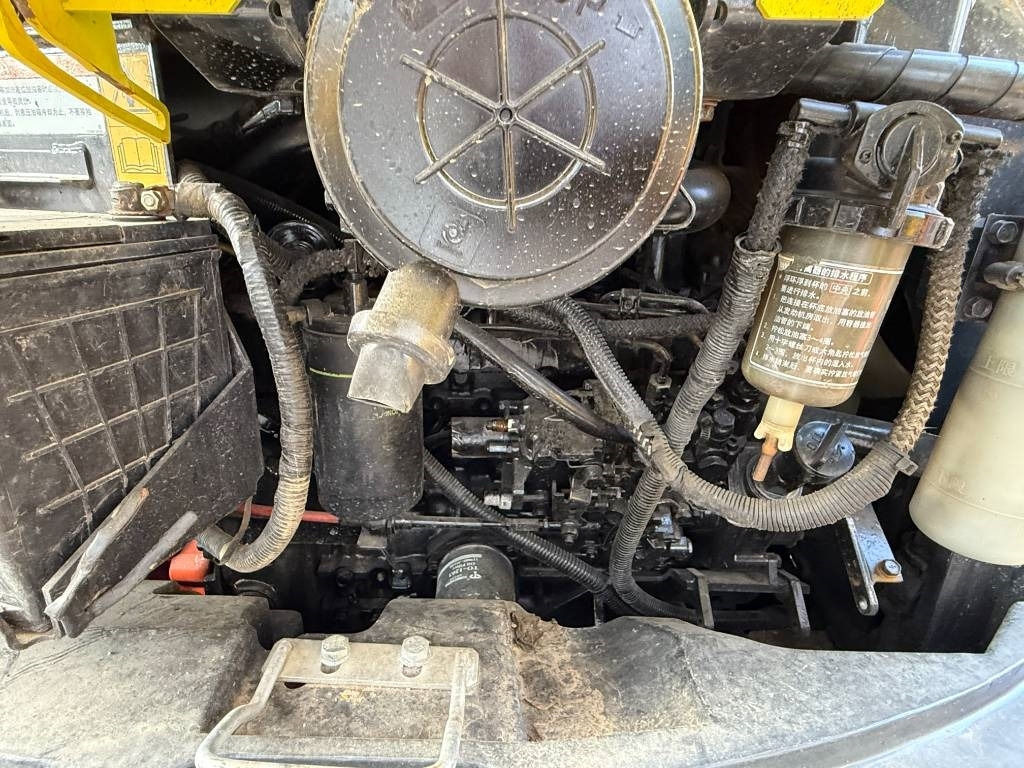 Yanmar Vio 55 - 履带式挖掘机:图3 Yanmar Vio 55 - 履带式挖掘机:图3