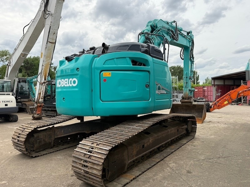 Kobelco SK270SRLC-7 - 履带式挖掘机:图4 Kobelco SK270SRLC-7 - 履带式挖掘机:图4