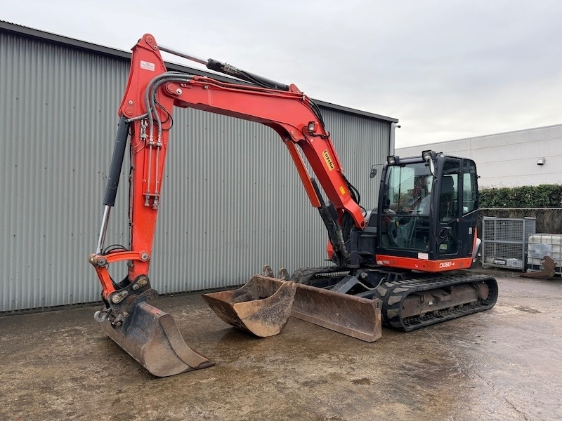Kubota KX 080-4 - 小型挖掘机:图5 Kubota KX 080-4 - 小型挖掘机:图5