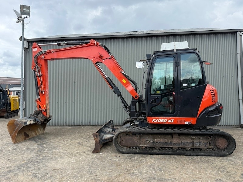 Kubota KX 080-4  - 小型挖掘机:图1 Kubota KX 080-4  - 小型挖掘机:图1