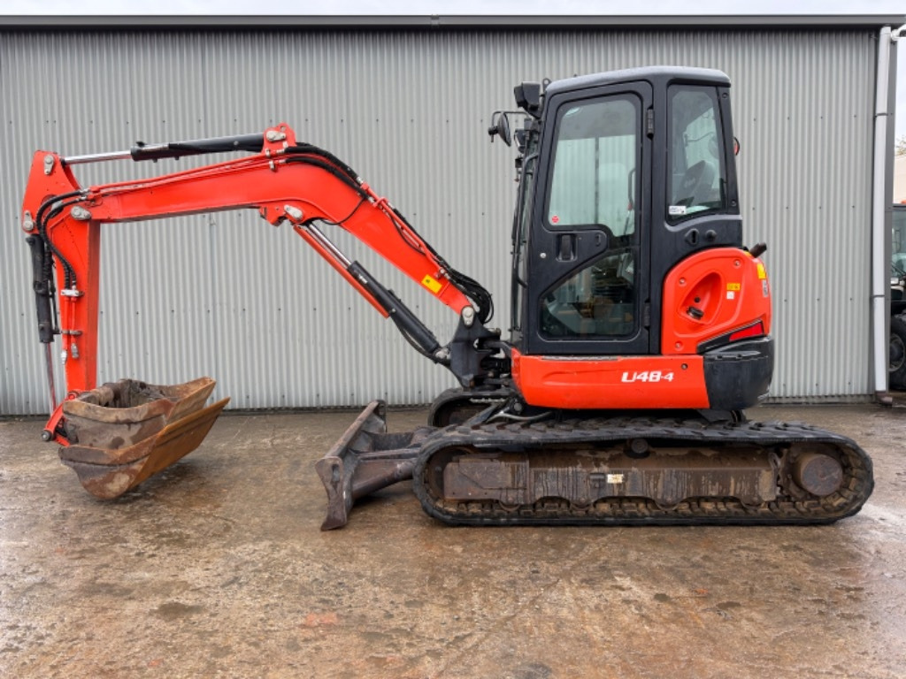 Kubota U 48-4 - 小型挖掘机:图1 Kubota U 48-4 - 小型挖掘机:图1