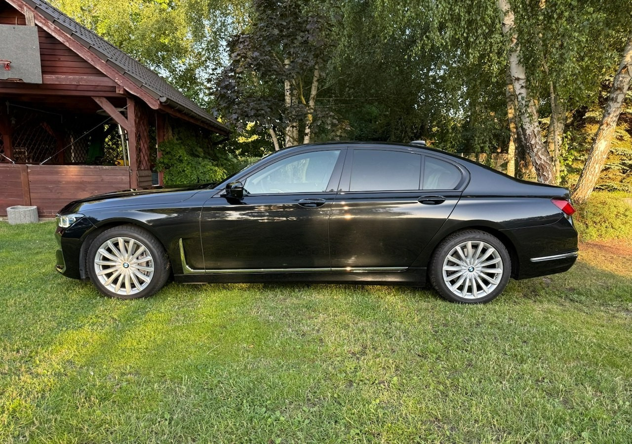 BMW SERIA 7 II (G11/G12) BMW SERIA 7 740d Xdrive 340KM Luxury+Exclusive Masaże Adaptiv Oś Lasery 2022 FV2 - 轿车:图4 BMW SERIA 7 II (G11/G12) BMW SERIA 7 740d Xdrive 340KM Luxury+Exclusive Masaże Adaptiv Oś Lasery 2022 FV2 - 轿车:图4