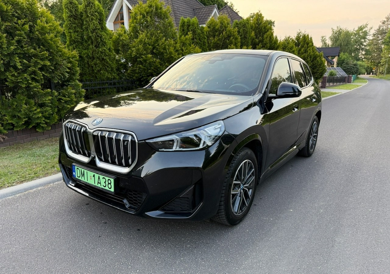 BMW X1 iX1 iX1 xDrive30 313KM M-Sport H/K Panorama AdaptiveLed Masaże Kam360 - 越野车:图1 BMW X1 iX1 iX1 xDrive30 313KM M-Sport H/K Panorama AdaptiveLed Masaże Kam360 - 越野车:图1