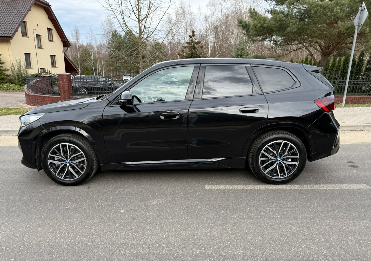 BMW X1 iX1 iX1 xDrive30 313KM M-Sport H/K Panorama AdaptiveLed Masaże Kam360 - 越野车:图2 BMW X1 iX1 iX1 xDrive30 313KM M-Sport H/K Panorama AdaptiveLed Masaże Kam360 - 越野车:图2