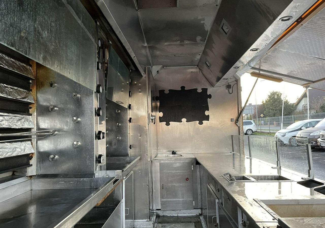 Fiat Ducato Autosklep Autogrill Gastronomiczny Food Truck Foodtruck 68tkm 3500 - 自动售货卡车:图4 Fiat Ducato Autosklep Autogrill Gastronomiczny Food Truck Foodtruck 68tkm 3500 - 自动售货卡车:图4