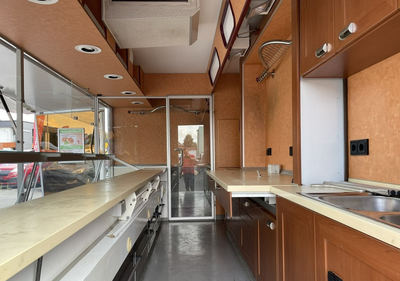 Fiat Ducato Autosklep wędlin Gastronomiczny Food Truck Foodtruck 55122km Borco20 - 自动售货卡车:图2 Fiat Ducato Autosklep wędlin Gastronomiczny Food Truck Foodtruck 55122km Borco20 - 自动售货卡车:图2