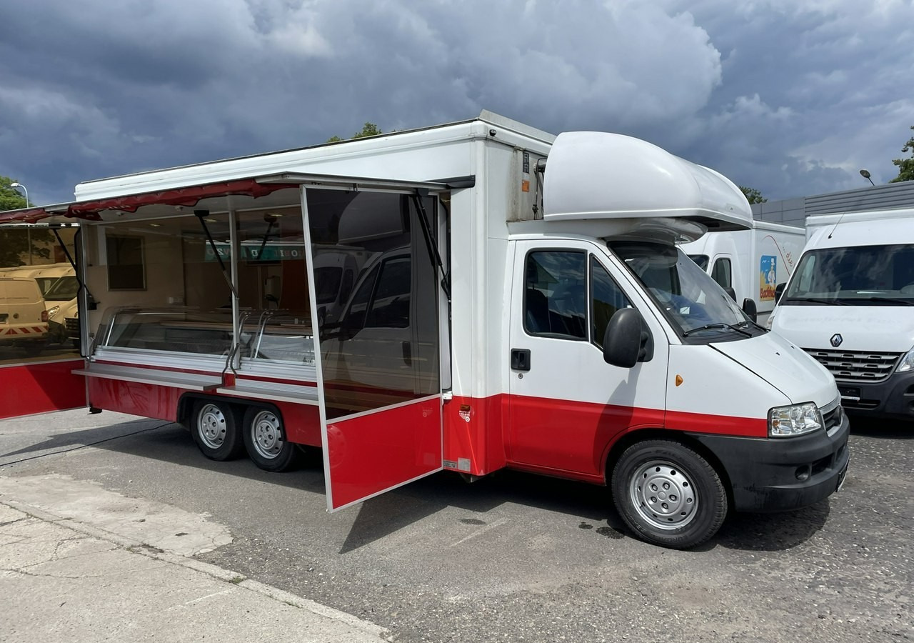 Fiat Ducato Autosklep wędlin Gastronomiczny Food Truck Foodtruck Sklep Borco - 自动售货卡车:图5 Fiat Ducato Autosklep wędlin Gastronomiczny Food Truck Foodtruck Sklep Borco - 自动售货卡车:图5