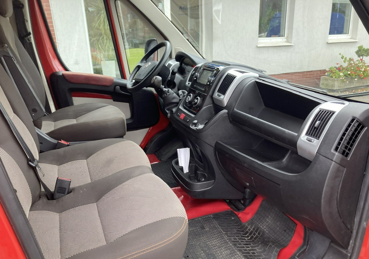 Fiat Ducato Ducato 3.0 CNG+benzyna Klima Navi Kamera 2017 - 无侧窗厢式货车:图3 Fiat Ducato Ducato 3.0 CNG+benzyna Klima Navi Kamera 2017 - 无侧窗厢式货车:图3