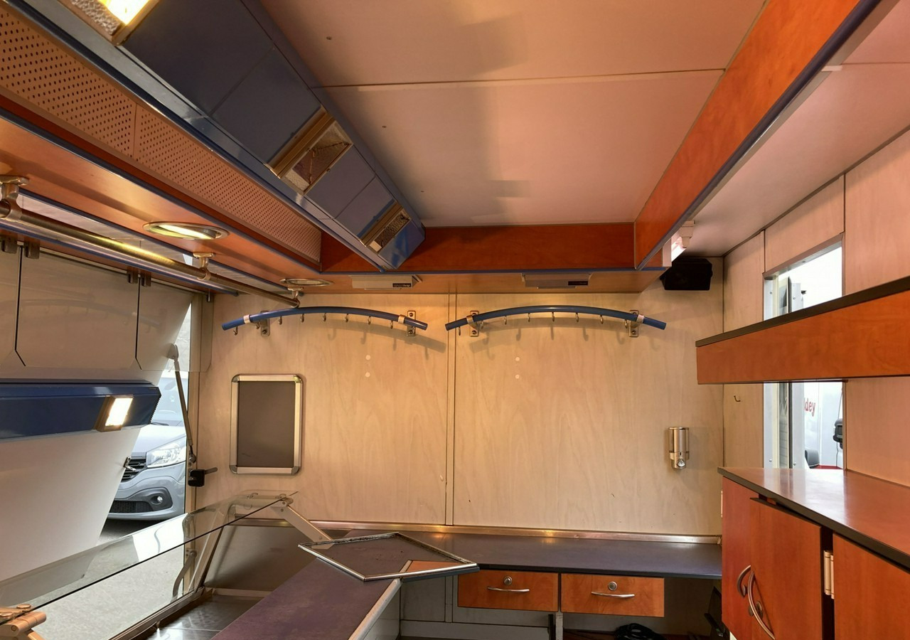 Inna Inny Autosklep wędlin Gastronomiczna food truck foodtruck sklep bar 2000 - 自动售货拖车:图5 Inna Inny Autosklep wędlin Gastronomiczna food truck foodtruck sklep bar 2000 - 自动售货拖车:图5