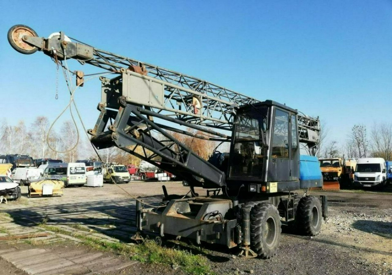 Inna Inny Dźwig Samojezdny Żuraw podnośnik SENNEBOGEN S612M 14m - 移动式起重机:图1 Inna Inny Dźwig Samojezdny Żuraw podnośnik SENNEBOGEN S612M 14m - 移动式起重机:图1