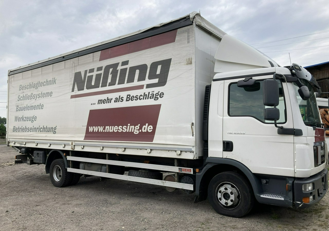 MAN Inny MAN MAN TGL 12.220 Skrzynia firana Plandeka hydro klapa 2014 - 侧帘货车:图1 MAN Inny MAN MAN TGL 12.220 Skrzynia firana Plandeka hydro klapa 2014 - 侧帘货车:图1