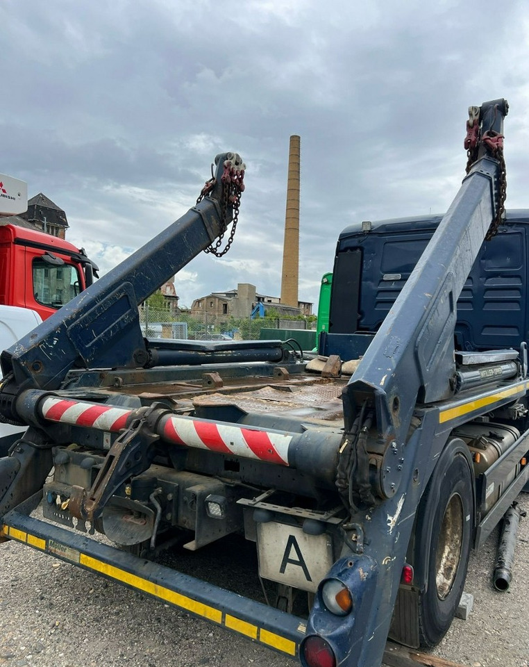 MAN Inny MAN Man TGX 18.400 Bramowiec hakowiec Meiler Model 2012 - 其他机械:图3 MAN Inny MAN Man TGX 18.400 Bramowiec hakowiec Meiler Model 2012 - 其他机械:图3