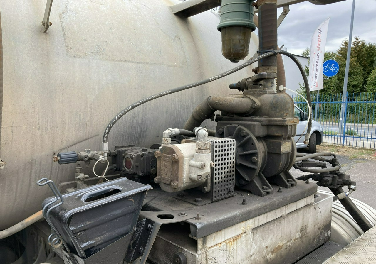 Mercedes-Benz Atego Atego716 Toitoi dowywozu WC Asanizacyjny Wuko Kanalizacja Toi Toi 20 - 真空车:图5 Mercedes-Benz Atego Atego716 Toitoi dowywozu WC Asanizacyjny Wuko Kanalizacja Toi Toi 20 - 真空车:图5