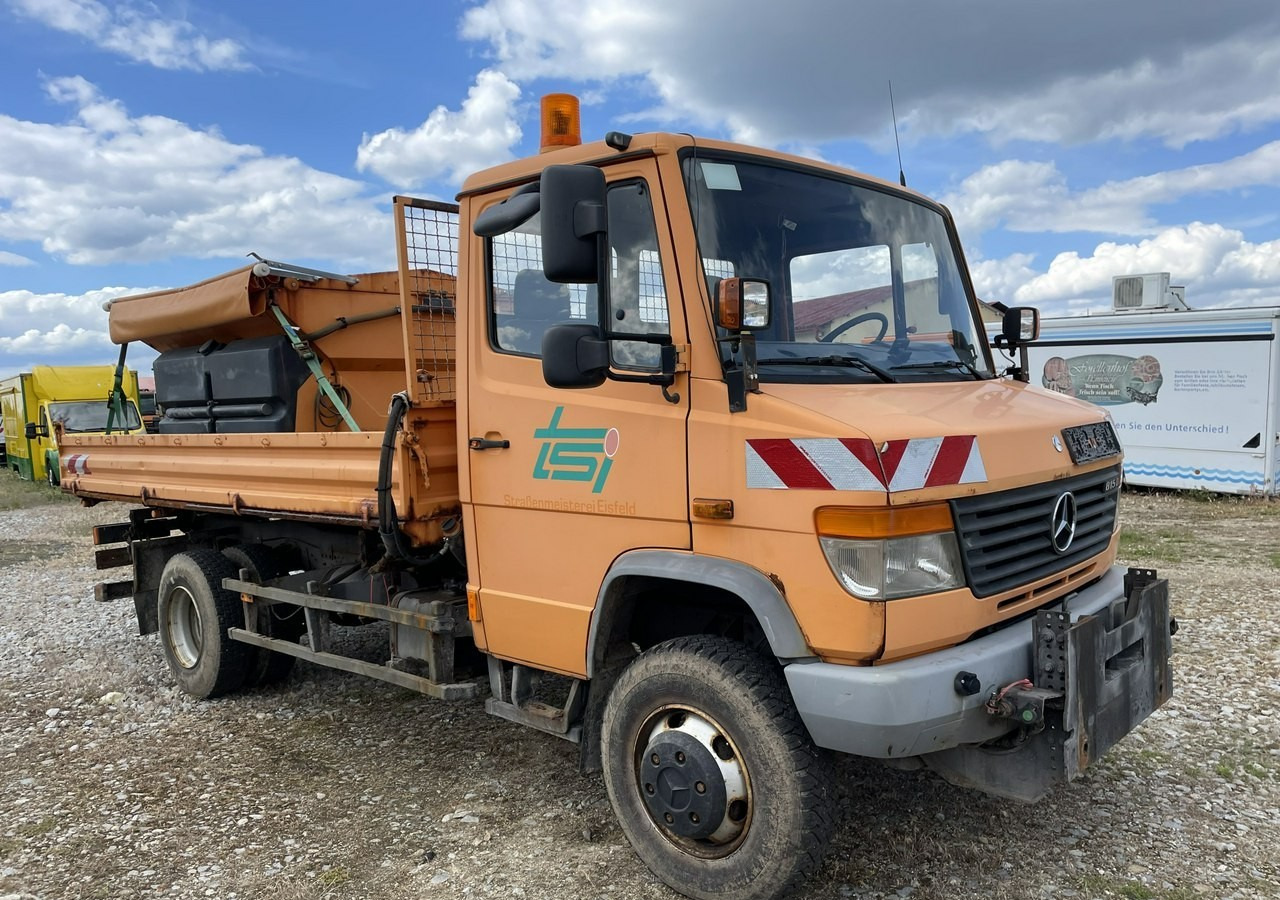 Mercedes-Benz Inny Mercedes-Benz Mercedes Vario 815 Wywrotka 4X4 2004 - 除雪车:图2 Mercedes-Benz Inny Mercedes-Benz Mercedes Vario 815 Wywrotka 4X4 2004 - 除雪车:图2