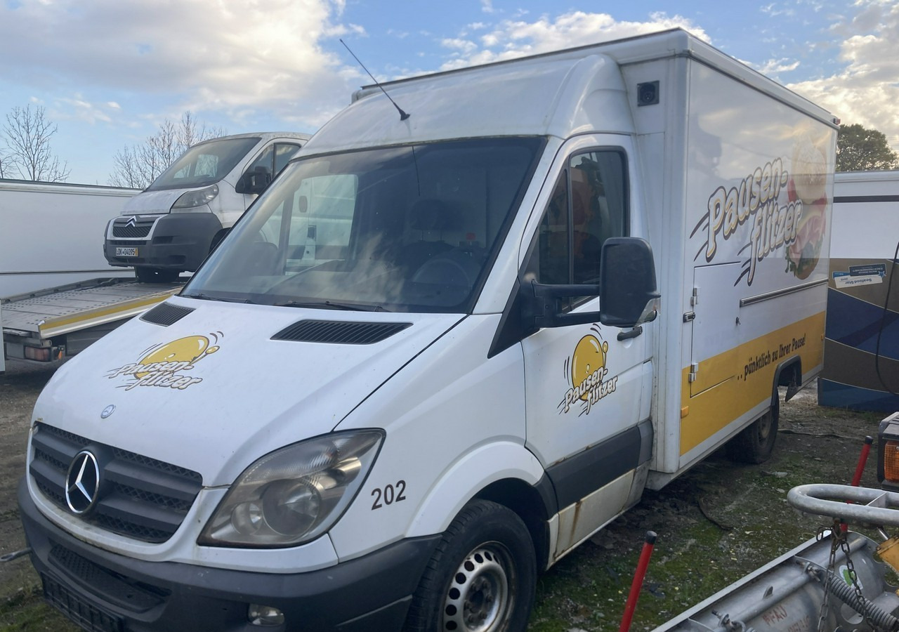 Mercedes-Benz Sprinter Autosklep Gastronomiczny Food Truck Foodtruck sklep bar 2009 Borco - 自动售货卡车:图4 Mercedes-Benz Sprinter Autosklep Gastronomiczny Food Truck Foodtruck sklep bar 2009 Borco - 自动售货卡车:图4