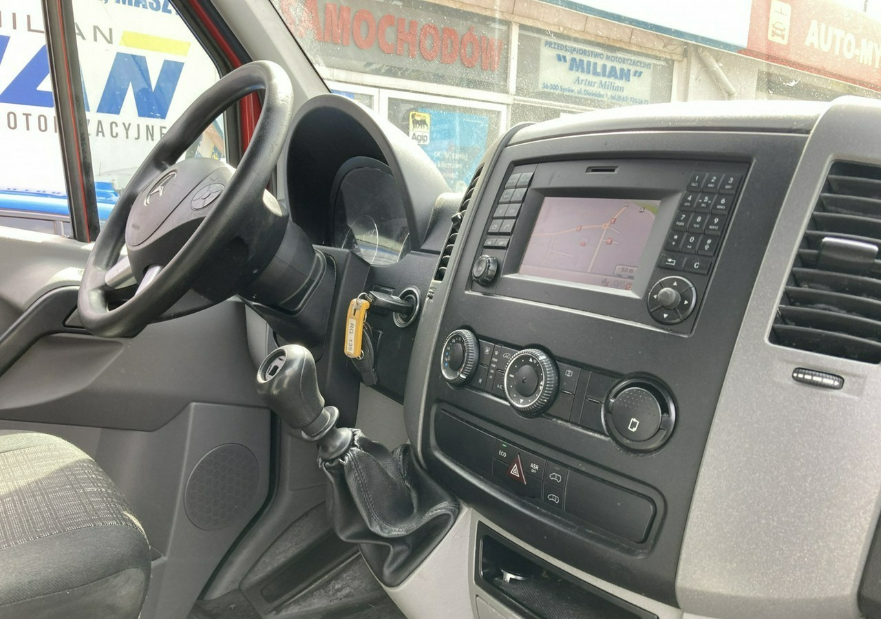 Mercedes-Benz Sprinter Autosklep pieczywa sklep Bar Gastronomiczny Food Truck Foodtruck 201 - 自动售货卡车:图5 Mercedes-Benz Sprinter Autosklep pieczywa sklep Bar Gastronomiczny Food Truck Foodtruck 201 - 自动售货卡车:图5