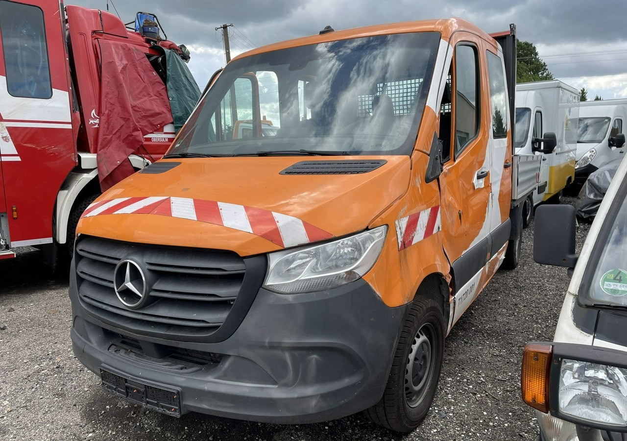 Mercedes-Benz Sprinter Sprinter 314 Dokka Brygadówka 7-oso doka Klim skrzynia rama Model 20 - 平板货车, 康比货车:图1 Mercedes-Benz Sprinter Sprinter 314 Dokka Brygadówka 7-oso doka Klim skrzynia rama Model 20 - 平板货车, 康比货车:图1