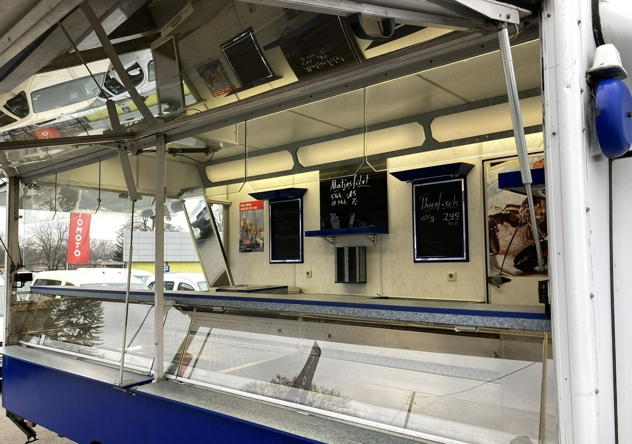 Mercedes-Benz Sprinter Sprinter Autosklep Gastronomiczny wędli Ryb Food Truck Foodtruck skl - 自动售货卡车:图3 Mercedes-Benz Sprinter Sprinter Autosklep Gastronomiczny wędli Ryb Food Truck Foodtruck skl - 自动售货卡车:图3