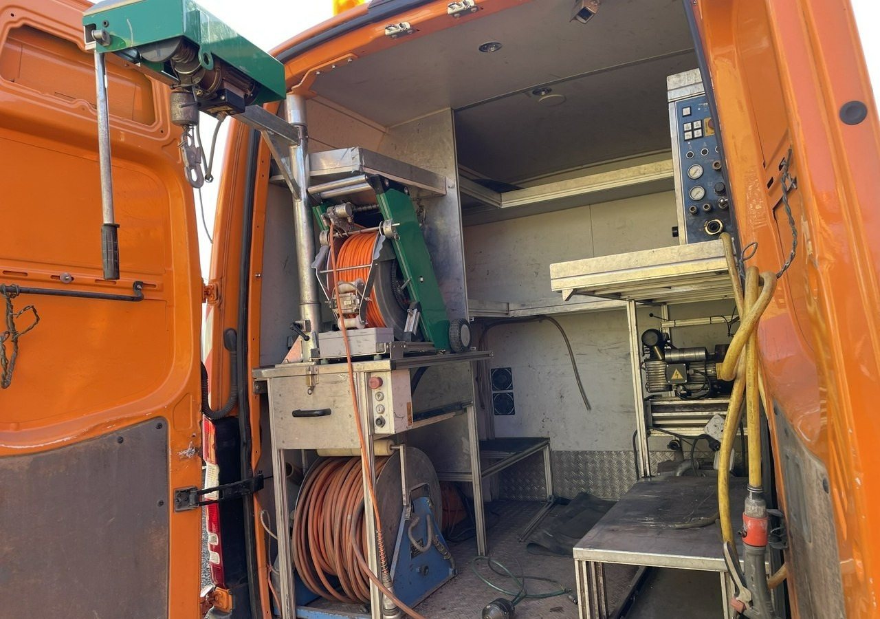 Mercedes-Benz Sprinter Sprinter Kanalizacja inspekcja kanałów wuko asenizacyjny Kamero wóz - 市政/ 专用车辆, 无侧窗厢式货车:图2 Mercedes-Benz Sprinter Sprinter Kanalizacja inspekcja kanałów wuko asenizacyjny Kamero wóz - 市政/ 专用车辆, 无侧窗厢式货车:图2