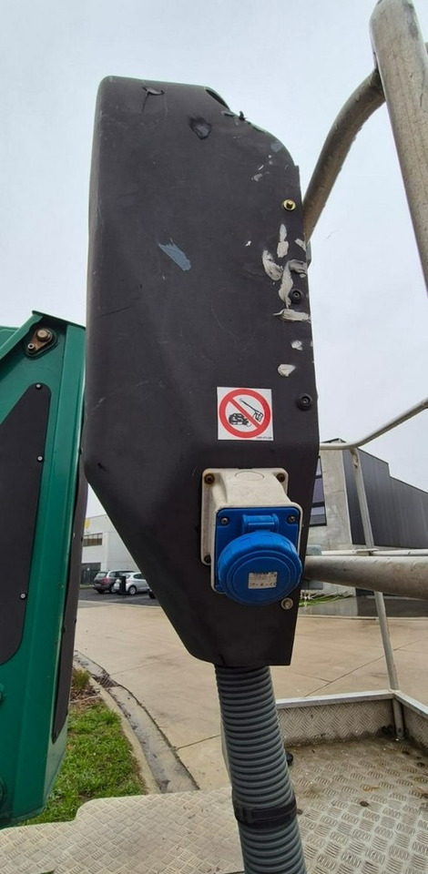 Nissan Cabstar Nissan Cabstar Canter Zwyżka Podnośnik Koszowy 210PX 21metrów 2014 - 车载空中平台:图5 Nissan Cabstar Nissan Cabstar Canter Zwyżka Podnośnik Koszowy 210PX 21metrów 2014 - 车载空中平台:图5