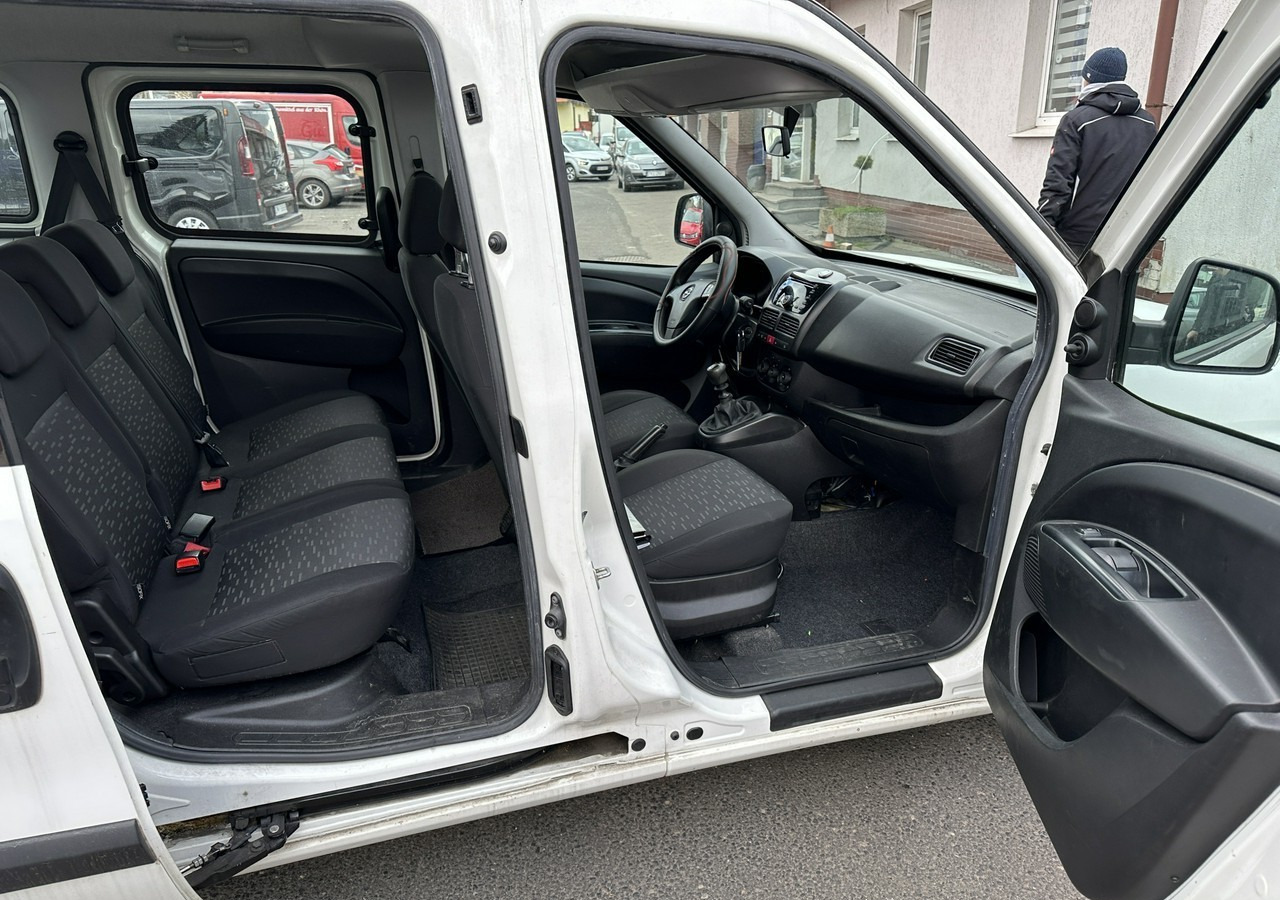 汽车 Opel Combo III 2.0CDTI Maxi Panorama Klima Kamera Webasto 2016：图7