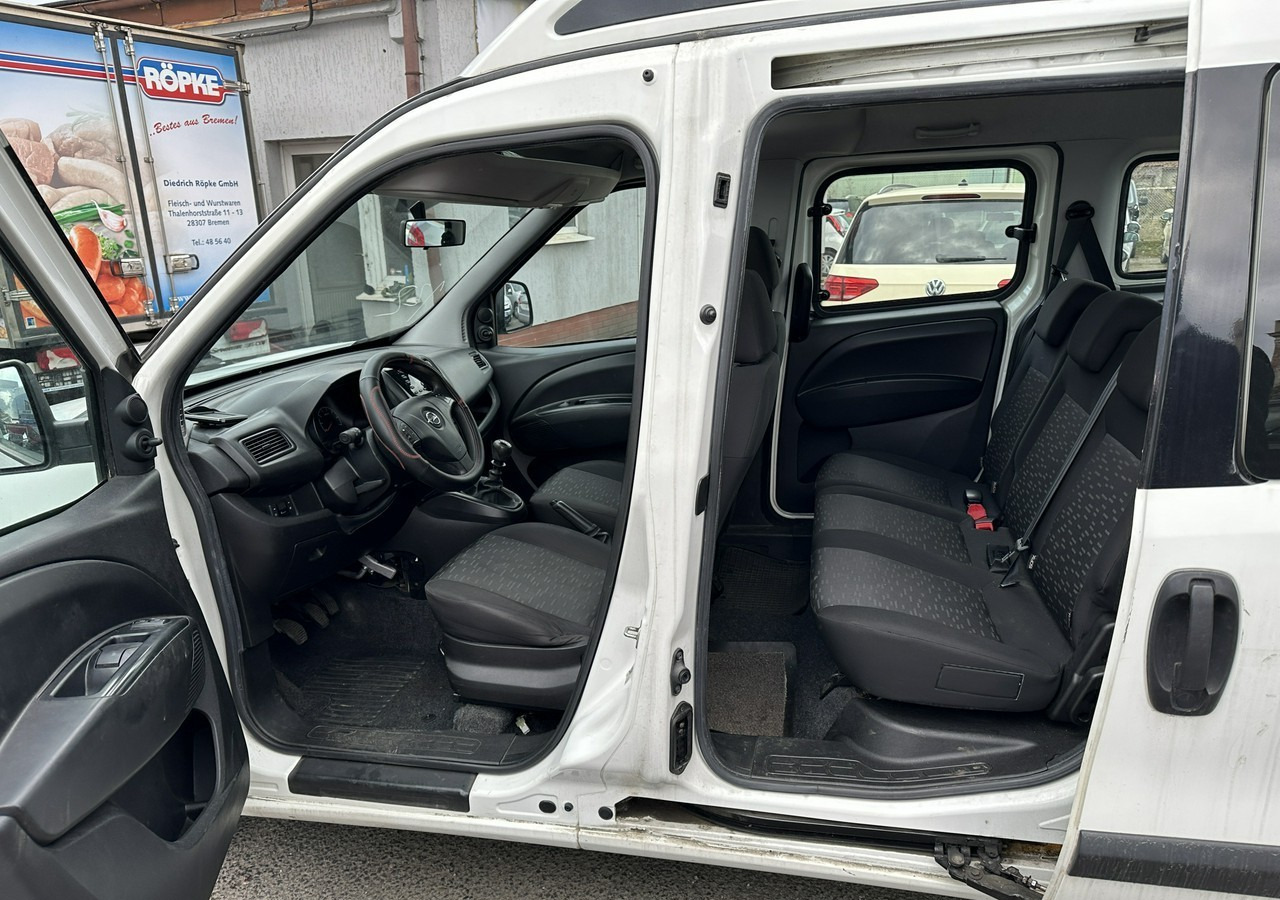 汽车 Opel Combo III 2.0CDTI Maxi Panorama Klima Kamera Webasto 2016：图12