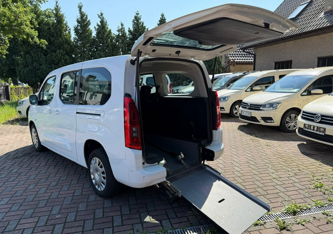 Opel Combo IV Combo Life Combo Life Maxi Niepełnosprawnych inwalida rampa PFRON Model - 汽车:图1 Opel Combo IV Combo Life Combo Life Maxi Niepełnosprawnych inwalida rampa PFRON Model - 汽车:图1