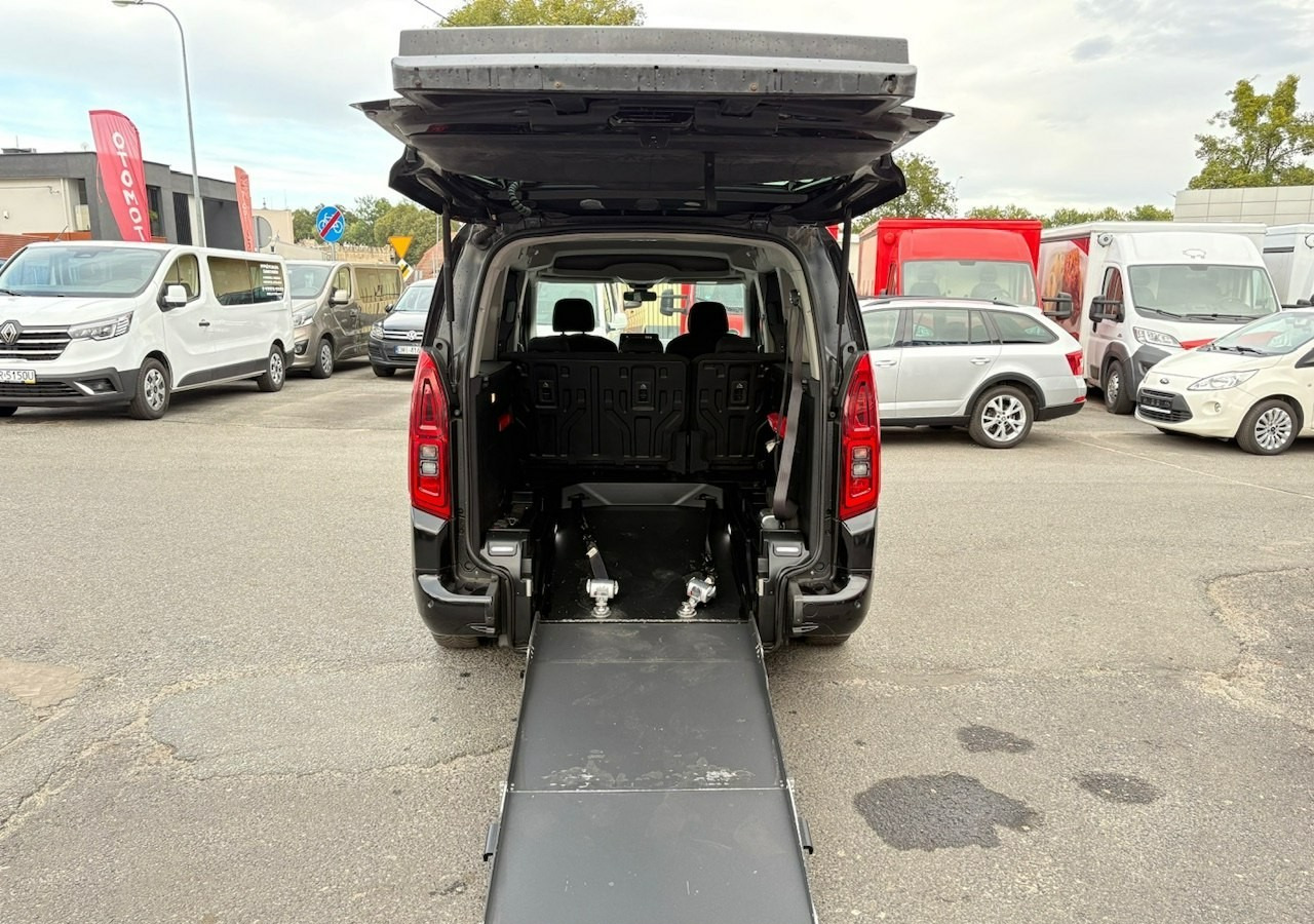 Opel Combo IV Combo Life Combo Life Maxi dla Niepełnosprawnych inwalida rampa PFRON - 旅行车:图3 Opel Combo IV Combo Life Combo Life Maxi dla Niepełnosprawnych inwalida rampa PFRON - 旅行车:图3