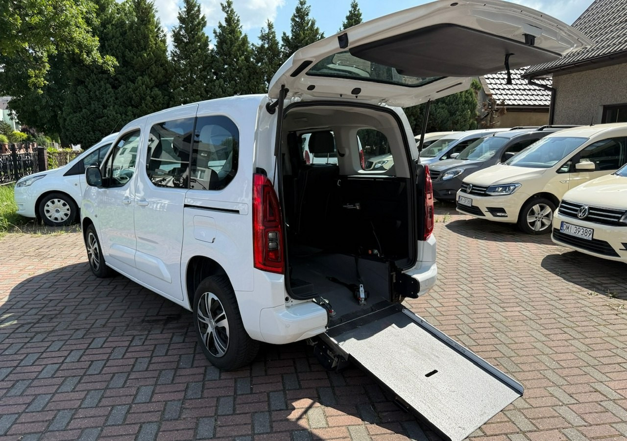 Opel Combo IV Combo Life Combo do przewozu Niepełnosprawnych inwalida rampa Model 2021 - 汽车:图1 Opel Combo IV Combo Life Combo do przewozu Niepełnosprawnych inwalida rampa Model 2021 - 汽车:图1