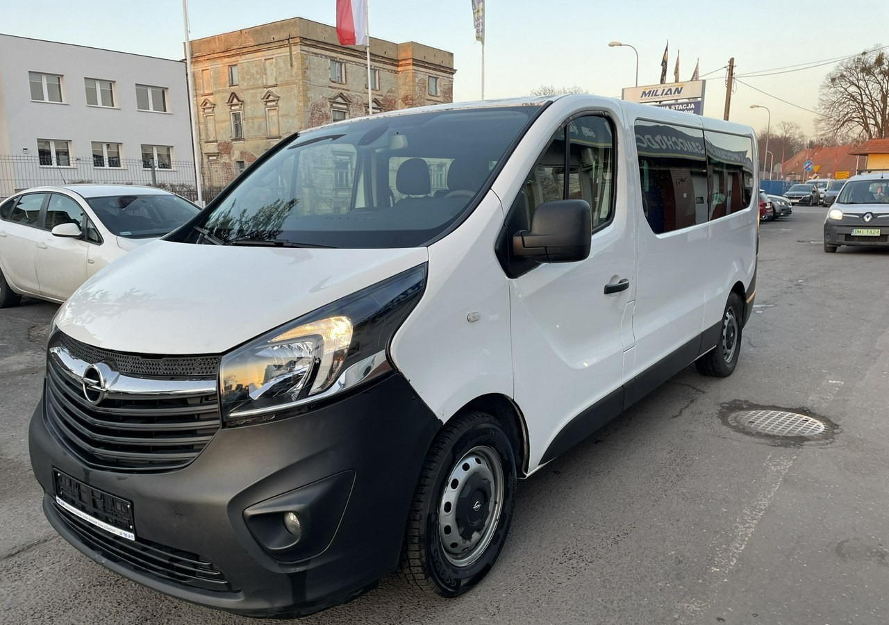 Opel Vivaro Opel Vivaro dla Niepełnosprawnych inwalida Rampa Model 2019 - 汽车:图2 Opel Vivaro Opel Vivaro dla Niepełnosprawnych inwalida Rampa Model 2019 - 汽车:图2