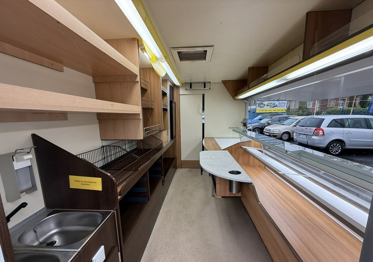 Renault Master Autosklep piec Sklep bar Gastronomiczny Food Truck Foodtruck Borco20 - 自动售货卡车:图3 Renault Master Autosklep piec Sklep bar Gastronomiczny Food Truck Foodtruck Borco20 - 自动售货卡车:图3