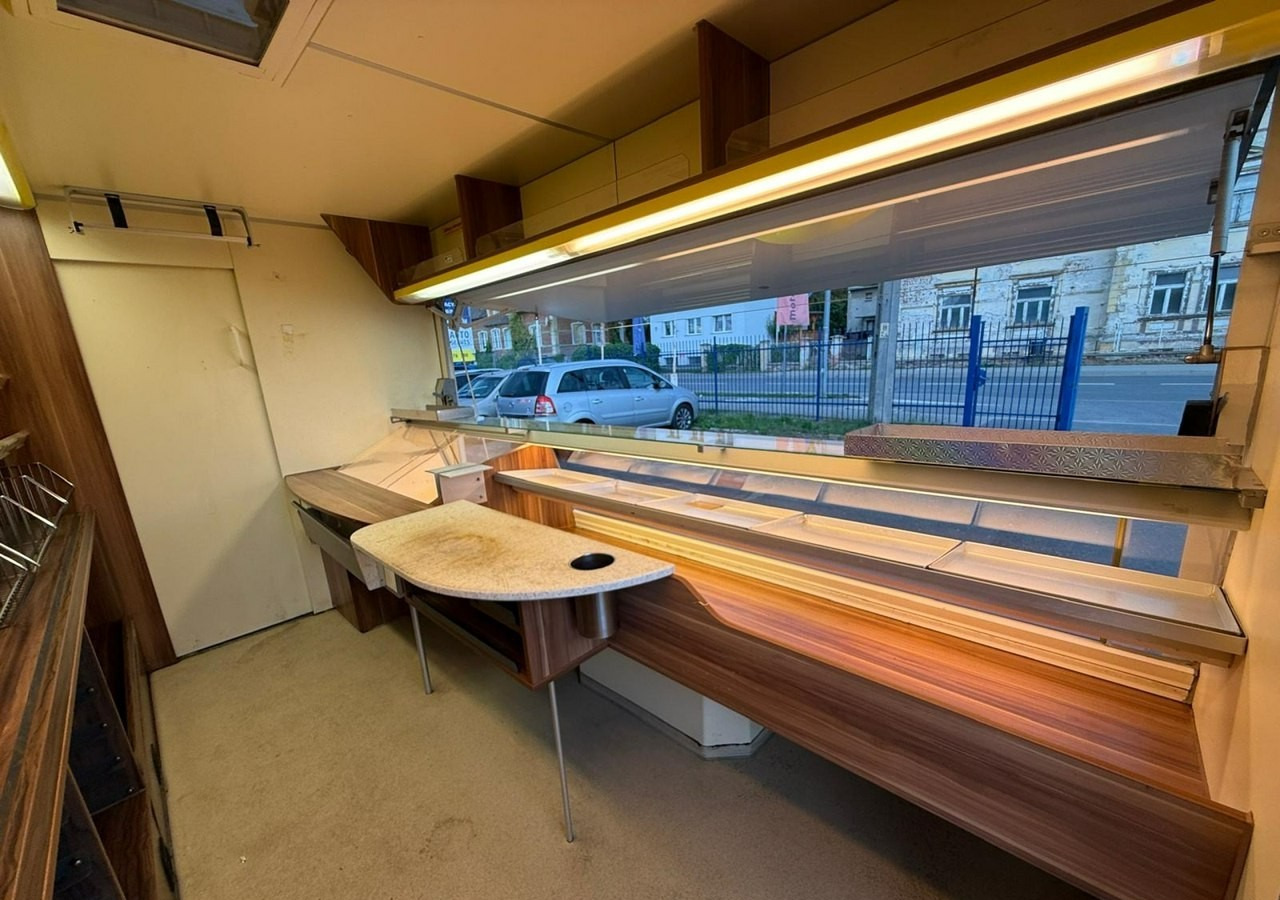 Renault Master Autosklep pieczyw Sklep Gastronomiczny Food Truck Foodtruck BORCO 20 - 自动售货卡车:图4 Renault Master Autosklep pieczyw Sklep Gastronomiczny Food Truck Foodtruck BORCO 20 - 自动售货卡车:图4