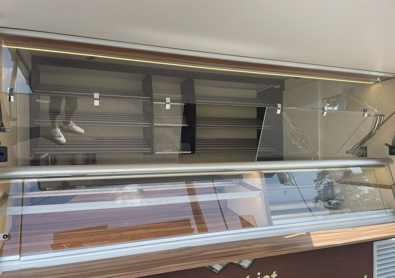 Renault Master Autosklep pieczywa Gastronomiczny Food Truck Foodtruck Sklep Borco20 - 自动售货卡车:图5 Renault Master Autosklep pieczywa Gastronomiczny Food Truck Foodtruck Sklep Borco20 - 自动售货卡车:图5