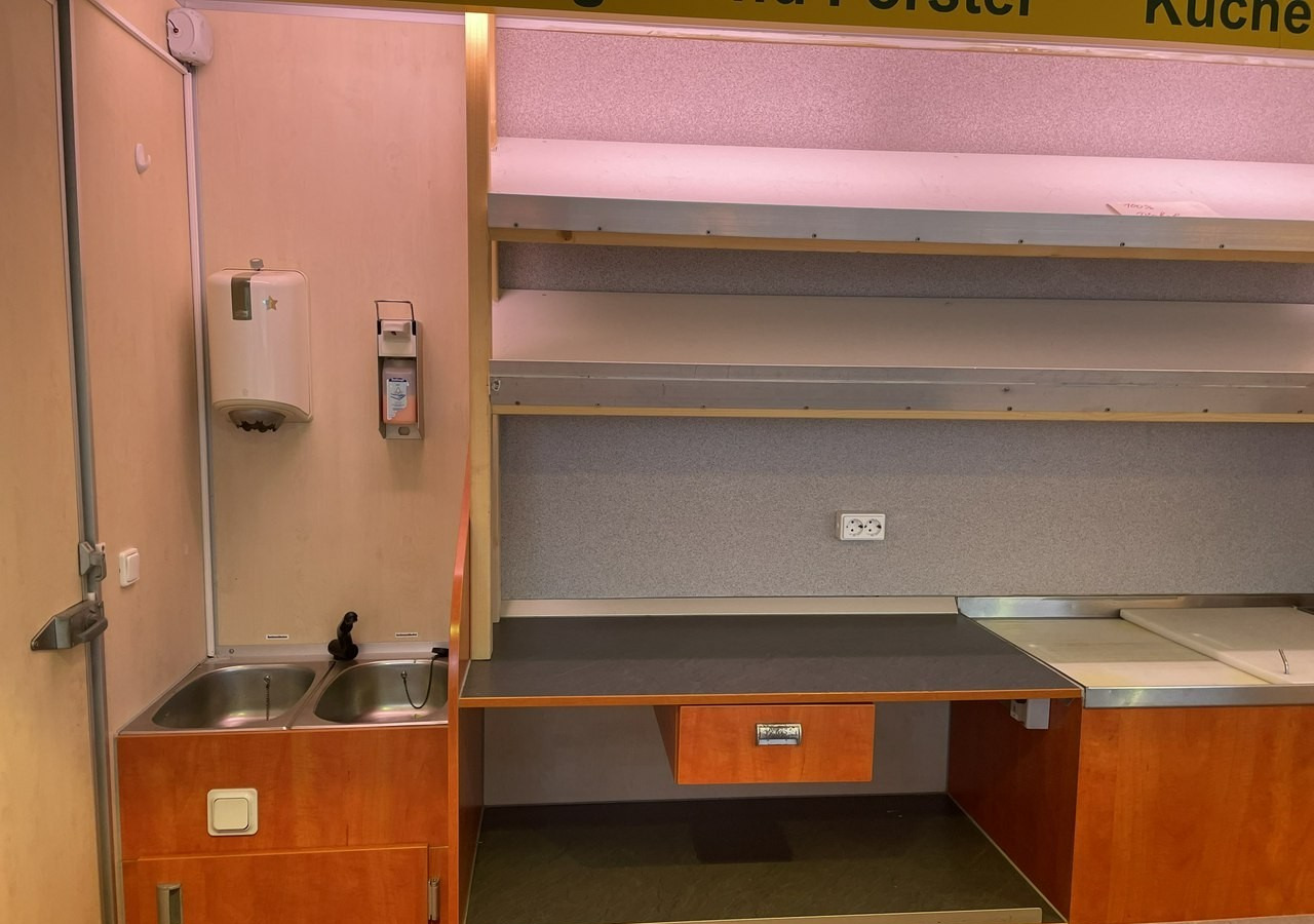 Renault Master Autosklep wędlin Gastronomiczny Food Truck Foodtruck Sklep Borco 200 租赁 Renault Master Autosklep wędlin Gastronomiczny Food Truck Foodtruck Sklep Borco 200:图7 Renault Master Autosklep wędlin Gastronomiczny Food Truck Foodtruck Sklep Borco 200 租赁 Renault Master Autosklep wędlin Gastronomiczny Food Truck Foodtruck Sklep Borco 200:图7
