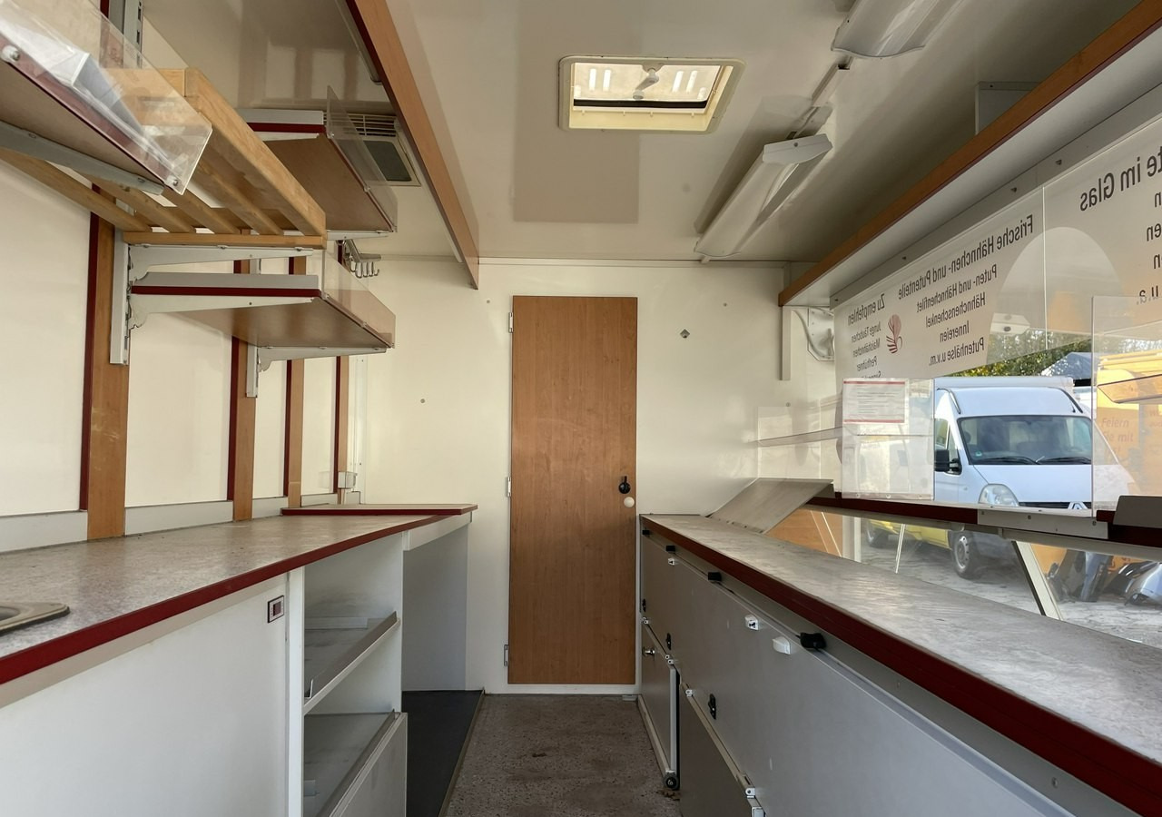 Renault Master Master Autosklep Gastronomiczny Food Truck Foodtruck Sklep bar 2009 - 自动售货卡车:图2 Renault Master Master Autosklep Gastronomiczny Food Truck Foodtruck Sklep bar 2009 - 自动售货卡车:图2