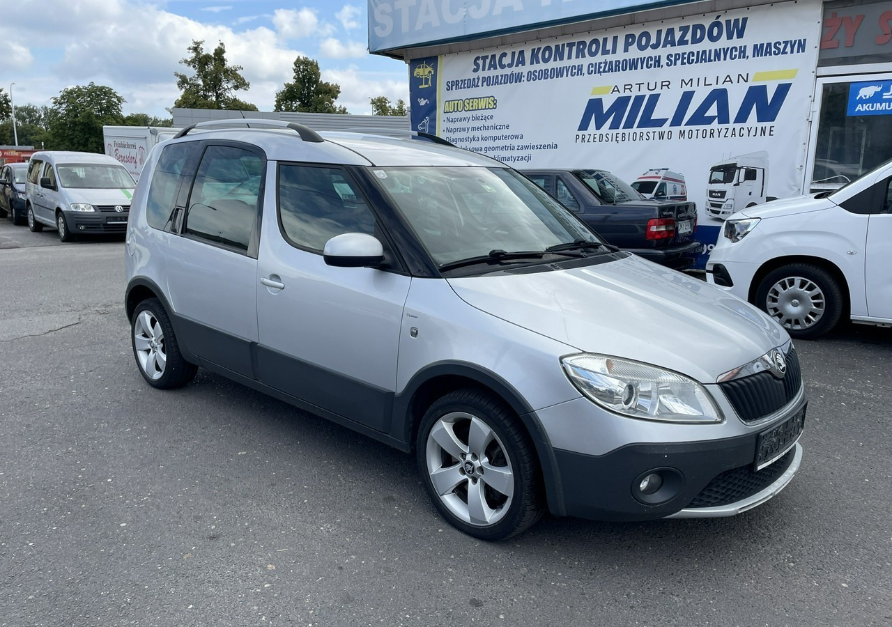 Skoda Roomster I Roomster Scout 1.6-16V Klima 2012 - 汽车:图3 Skoda Roomster I Roomster Scout 1.6-16V Klima 2012 - 汽车:图3