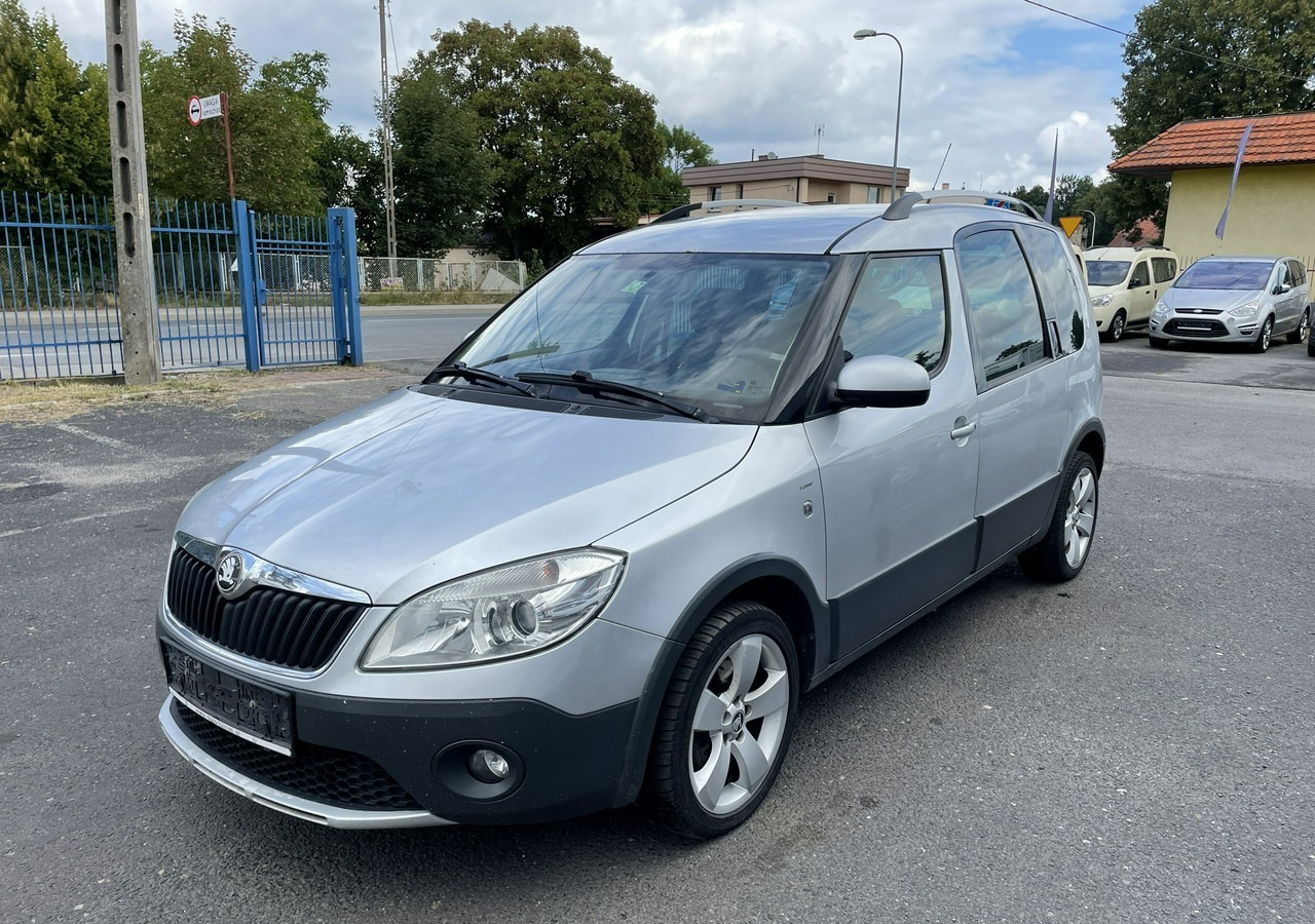 Skoda Roomster I Roomster Scout 1.6-16V Klima 2012 - 汽车:图1 Skoda Roomster I Roomster Scout 1.6-16V Klima 2012 - 汽车:图1
