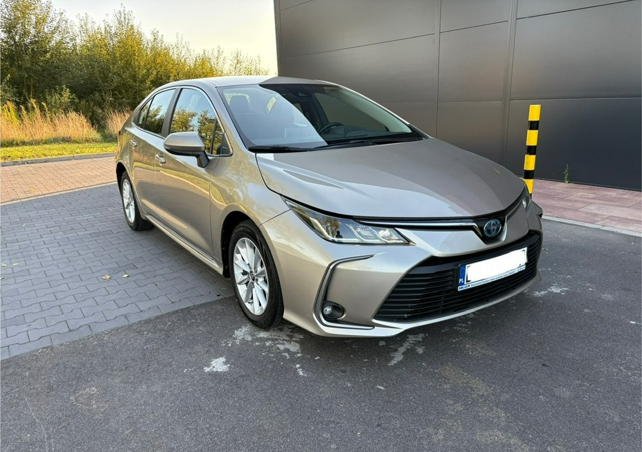 Toyota Corolla XII Corolla 1.8 Hybrid 140KM Comfort 2022 - 轿车:图2 Toyota Corolla XII Corolla 1.8 Hybrid 140KM Comfort 2022 - 轿车:图2