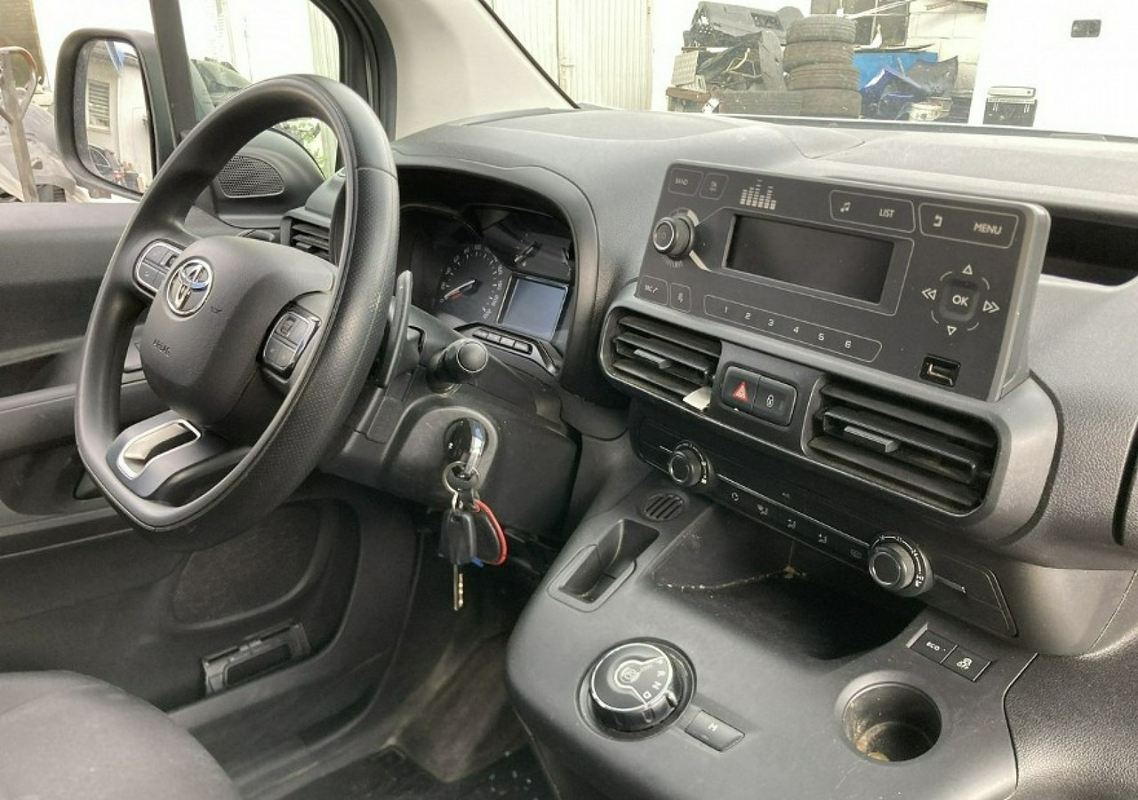 Toyota Inny Toyota Toyota Proace City Maxi - 5 osob Automat Klima Salon PL Model 2021 - 无侧窗厢式货车:图2 Toyota Inny Toyota Toyota Proace City Maxi - 5 osob Automat Klima Salon PL Model 2021 - 无侧窗厢式货车:图2