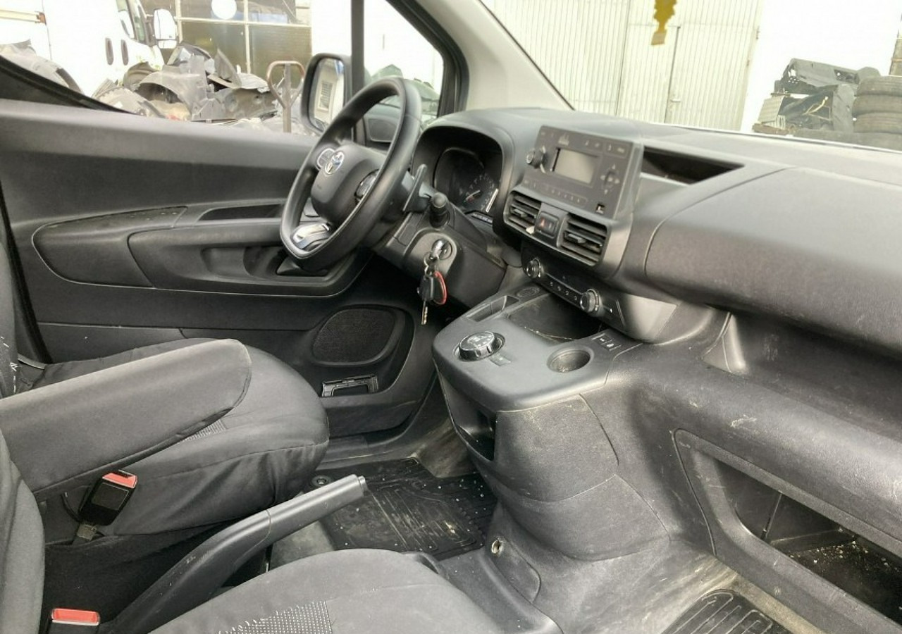 Toyota Inny Toyota Toyota Proace City Maxi - 5 osob Automat Klima Salon PL Model 2021 - 无侧窗厢式货车:图3 Toyota Inny Toyota Toyota Proace City Maxi - 5 osob Automat Klima Salon PL Model 2021 - 无侧窗厢式货车:图3