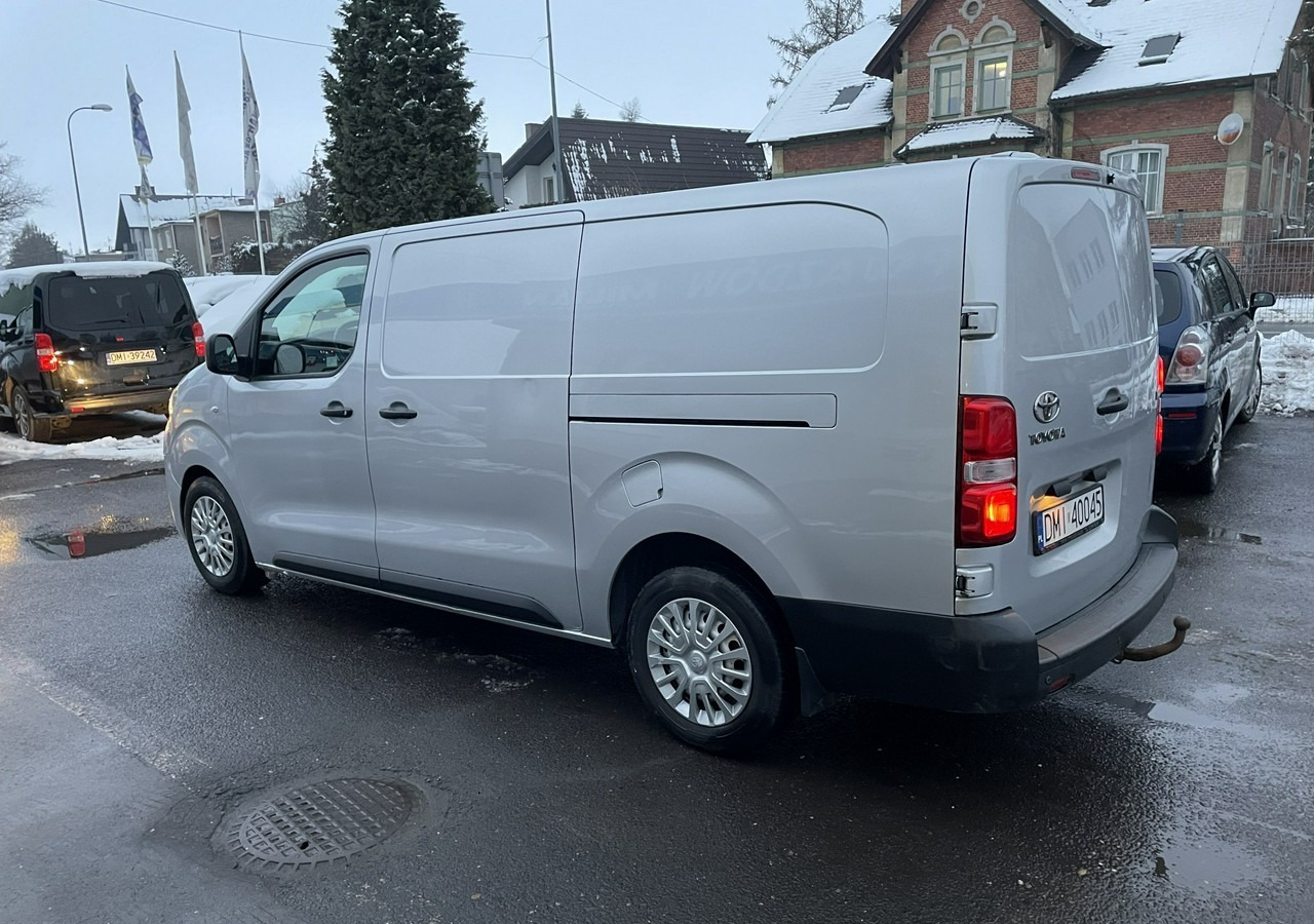 Toyota Proace Toyota ProAce 2.0-122KM Max -Long Klima 2x boczne drzwi Salon PL - 无侧窗厢式货车:图4 Toyota Proace Toyota ProAce 2.0-122KM Max -Long Klima 2x boczne drzwi Salon PL - 无侧窗厢式货车:图4