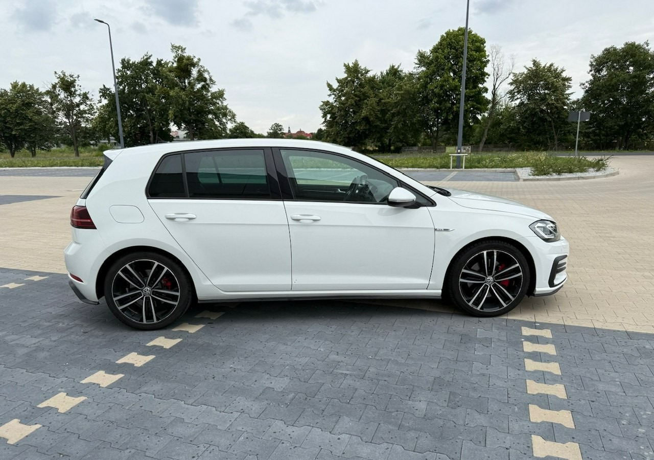 Volkswagen Golf VII GTD 2.0TDI 184KM FullLed Navi Klimatronik ACC Asystenci - 轿车:图5 Volkswagen Golf VII GTD 2.0TDI 184KM FullLed Navi Klimatronik ACC Asystenci - 轿车:图5